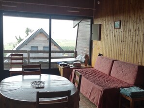 Interior - Cozy 4 pers apartment, balcony, calm, private parking (Besse-et-Saint-Anastaise-Super Besse)