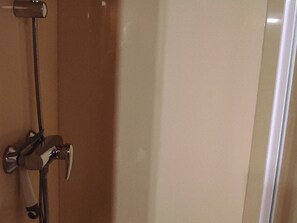 Hair dryer - Cozy 4 pers apartment, balcony, calm, private parking (Besse-et-Saint-Anastaise-Super Besse)