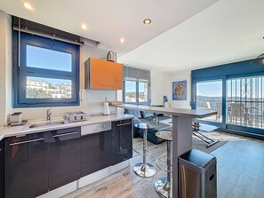 Fridge, microwave, oven, dishwasher