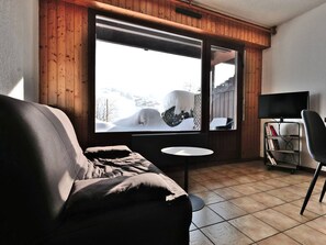 TV - 3-room apt for 6 in Chinaillon with terrace (Le Grand-Bornand)