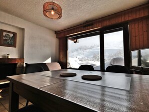 Dining - 3-room apt for 6 in Chinaillon with terrace (Le Grand-Bornand)