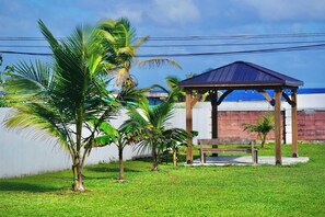 Room, 1 Bedroom, Accessible, Smoking | Property grounds