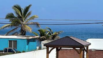 Room, 1 Bedroom, Accessible, Smoking | Outdoor dining