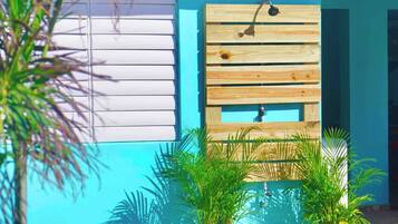 Room, 1 Bedroom, Accessible, Smoking | Property grounds