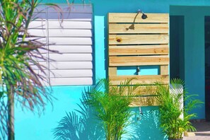 Room, 1 Bedroom, Accessible, Smoking | Property grounds