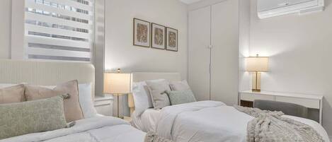 4 bedrooms, iron/ironing board, travel cot, WiFi