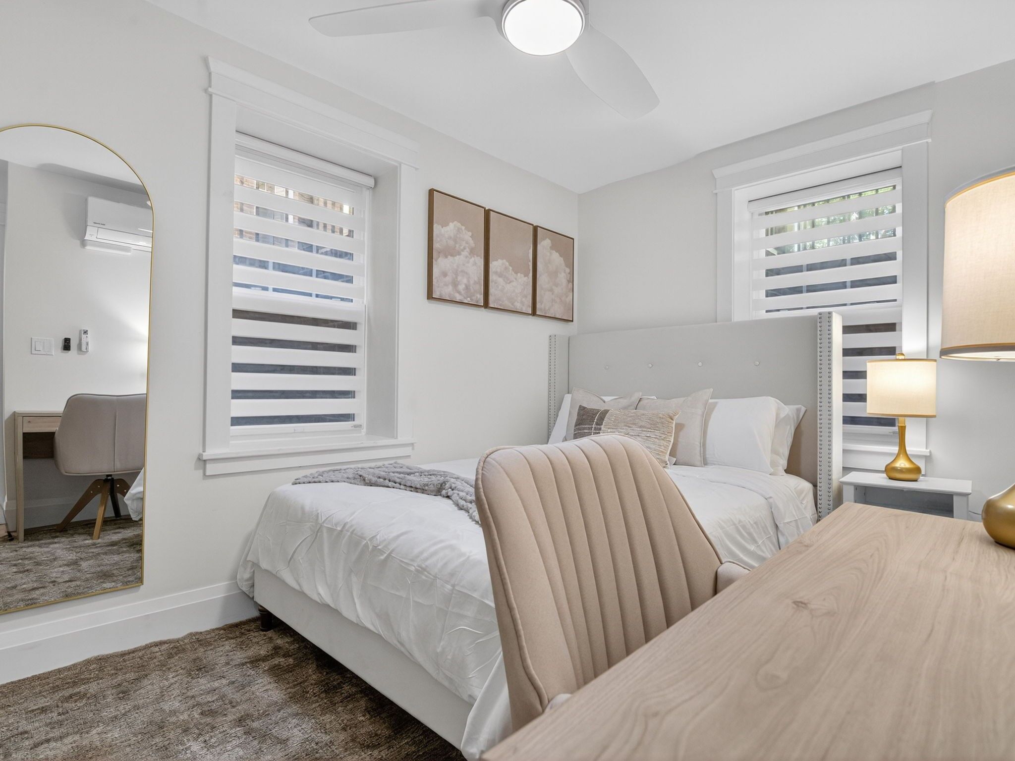 Iron/ironing board, travel crib, WiFi, bed sheets