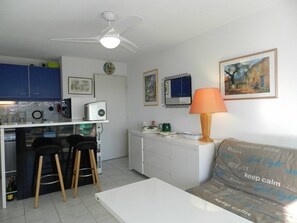 Interior - 2-room apartment with pool and parking, Le Lavandou (Le Lavandou)
