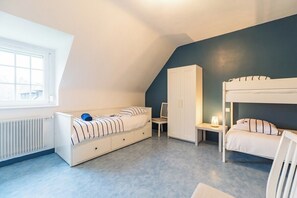 Room - Charming house, the Tissanderie in Saint-Carreuc (Saint-Carreuc)