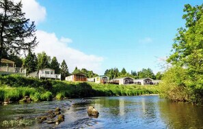 Cabin, 3 Bedrooms, Smoking, Balcony | Property grounds - The Hive on the River Bank (Hawick)