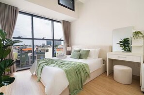 Grand Süit, 1 Yatak Odası, Şehir Manzaralı, Havuz Kenarı | Odadan manzara