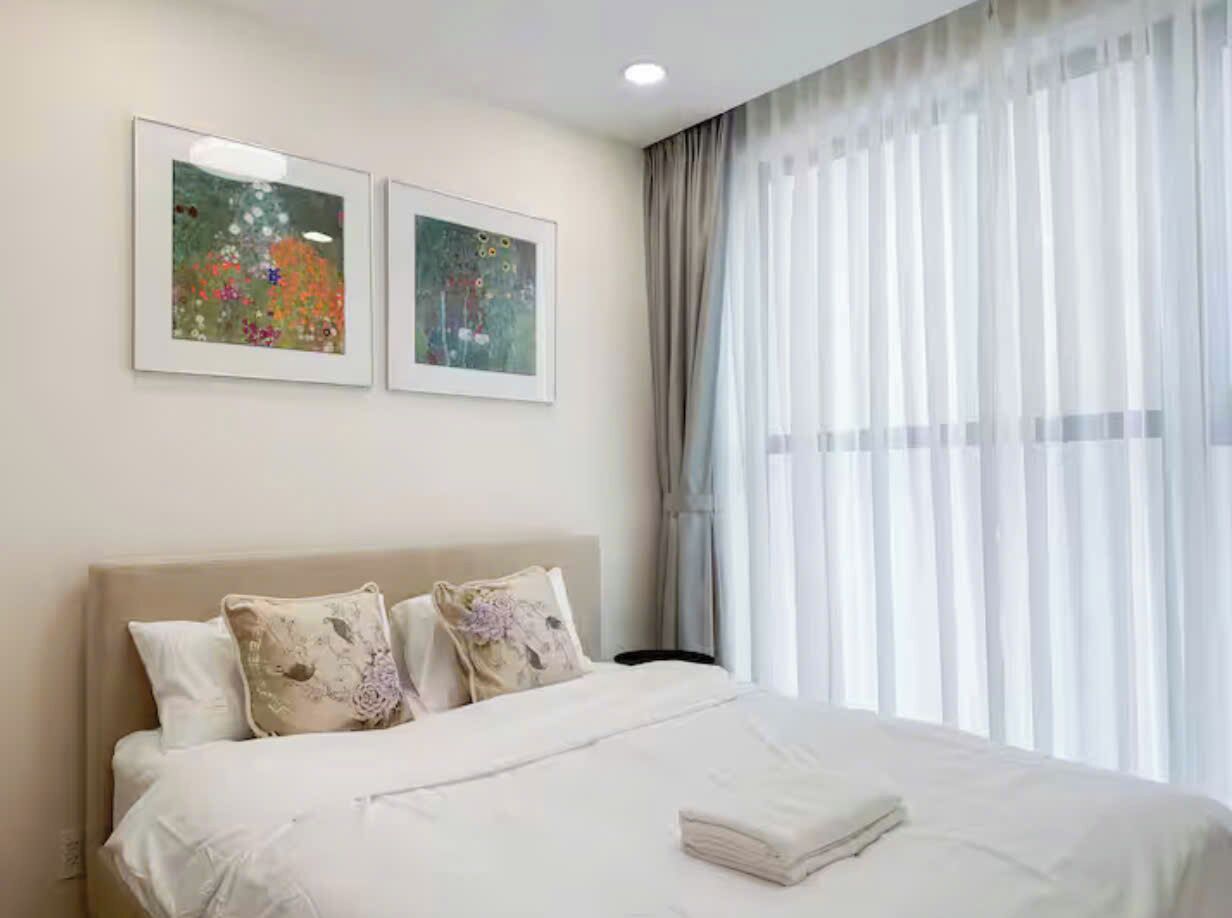 Suite Premier, 2 habitaciones, vista a la ciudad, junto a la alberca | Sábanas de algodón egipcio, ropa de cama de alta calidad y edredón 