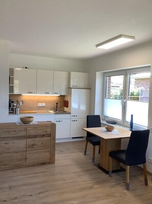 Apartment | Private kitchen - Ferienwohnung in Burhave (Butjadingen)
