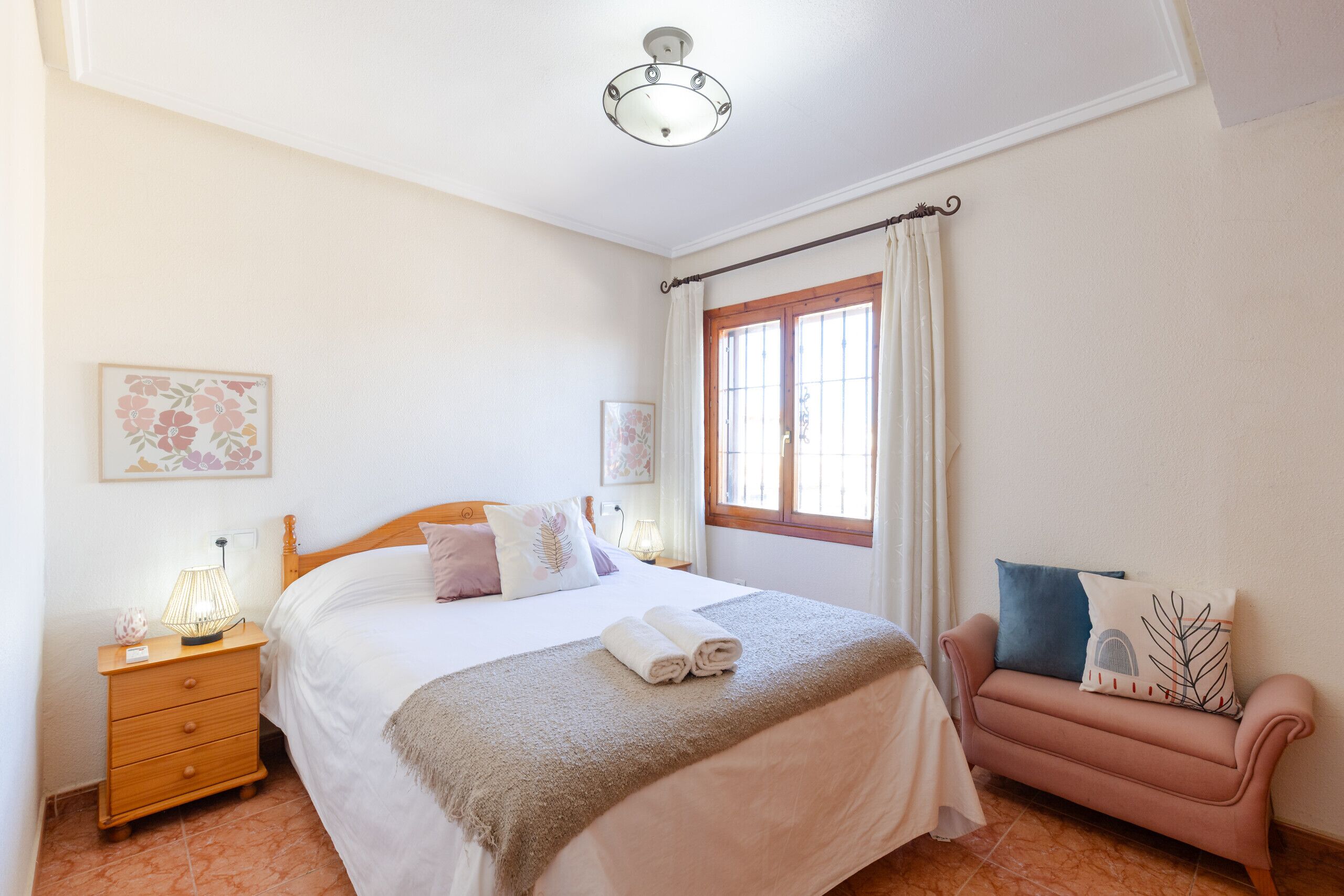 2 bedrooms, free cots/infant beds, bed sheets