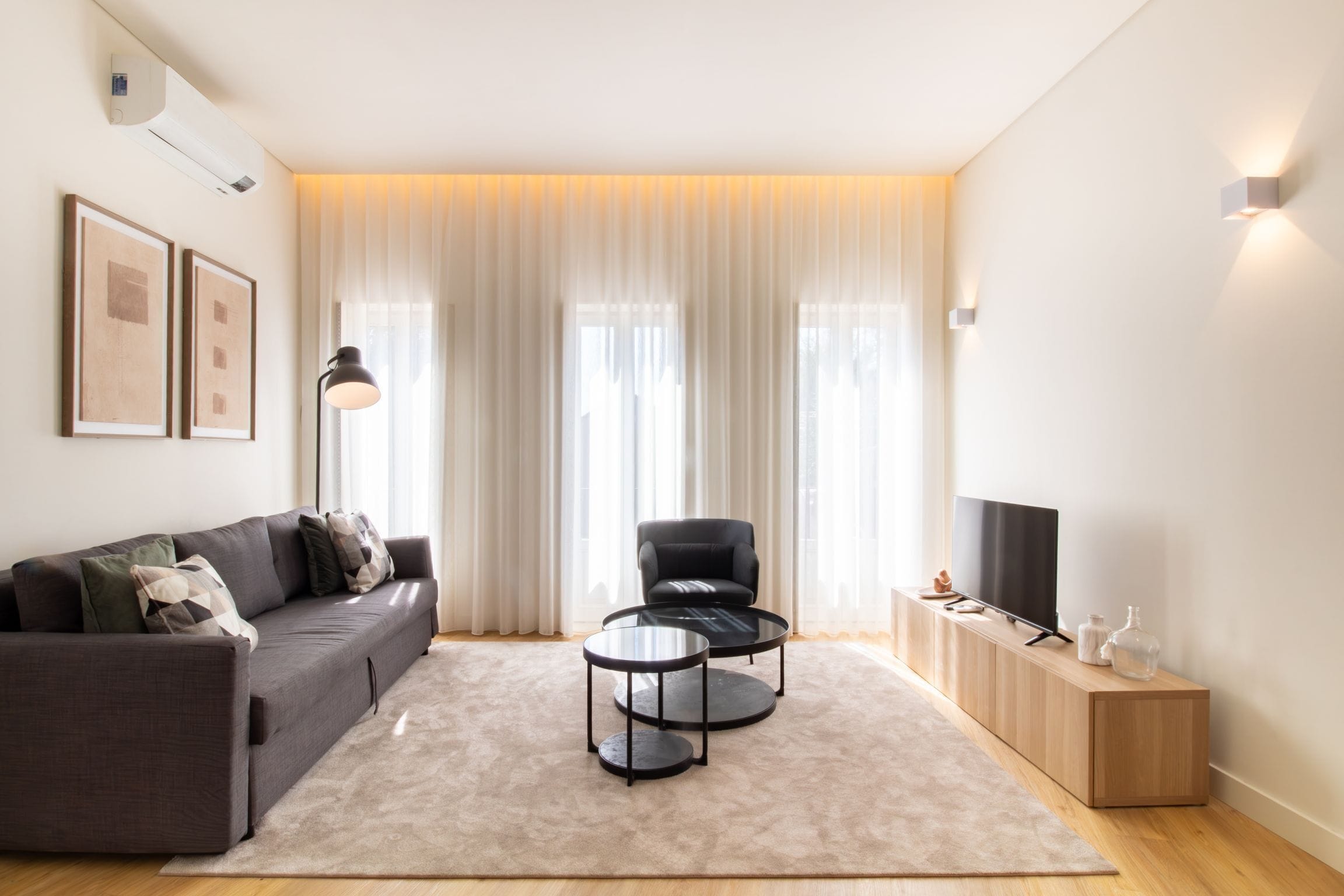 Superior Studio | Living area