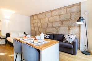 Standard Studio | Free WiFi