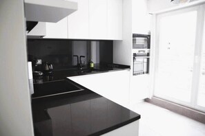 Fridge, microwave, oven, stovetop - Charming modern 2 BR apartment (Hesperange)