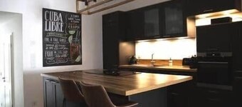 Beautiful Loft with Game room close to river