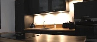 Beautiful Loft with Game room close to river