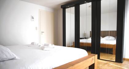 Cozy 3 bedroom house with 11 kw electric car charger