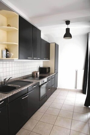 Microwave, oven