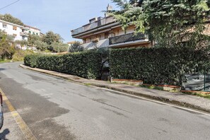 Exterior - Apartment 'Cà Daa Richetina' with Private Garden and Wi-Fi (Lerici)