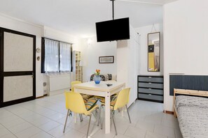 2 bedrooms, iron/ironing board, WiFi, bed sheets - Apartment 'Cà Daa Richetina' with Private Garden and Wi-Fi (Lerici)