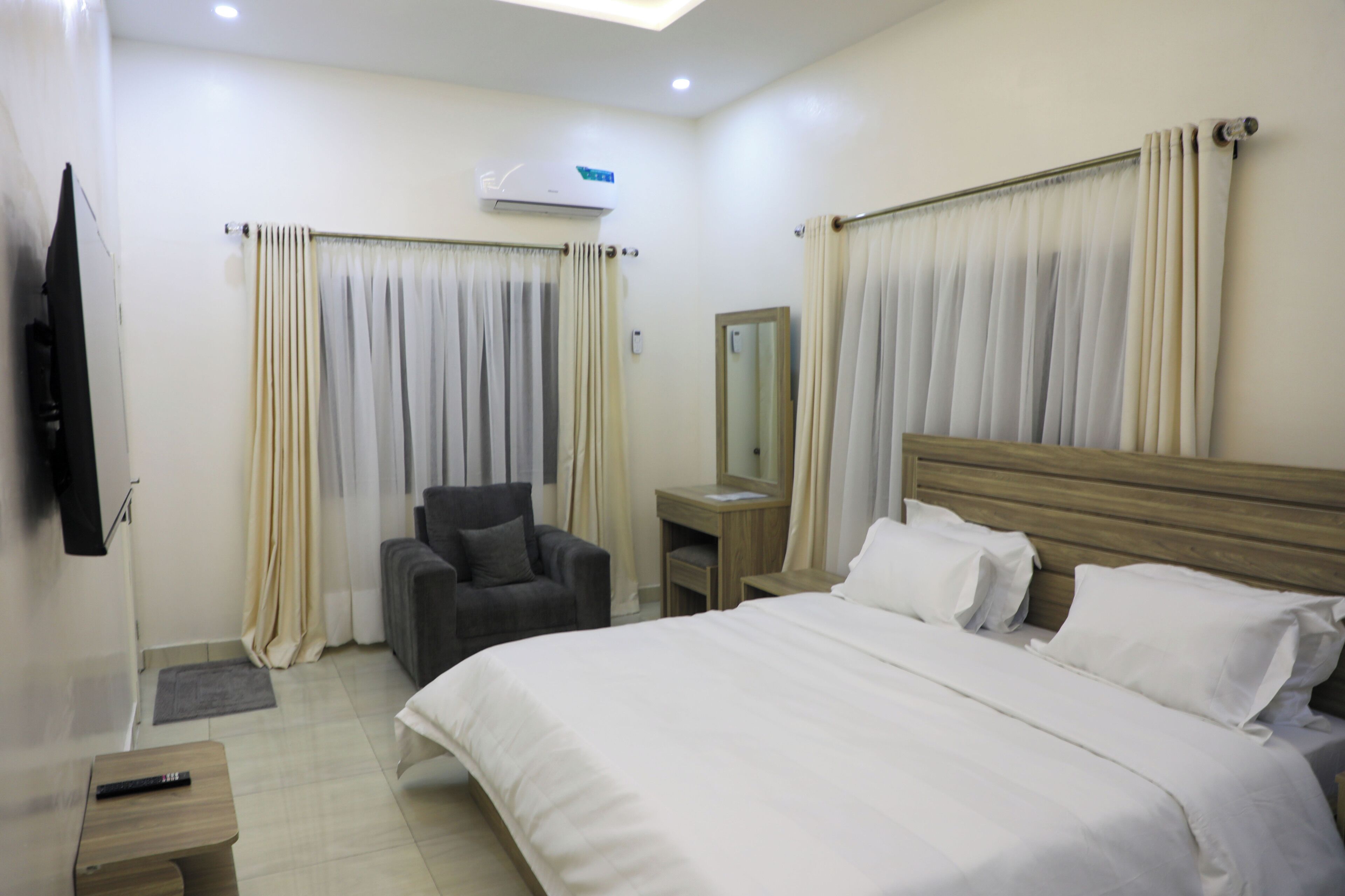 Luxury Apartment, Balcony