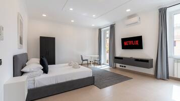 Luxury-Zimmer, Balkon, Stadtblick