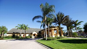 House - Paradise 4Bd w Private Pool Waterpark 8951 (Kissimmee)