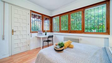 Habitació familiar, balcó, vistes al jardí