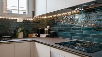 Fridge, microwave, dishwasher