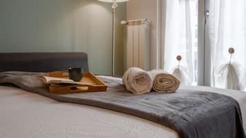 2 bedrooms, iron/ironing board