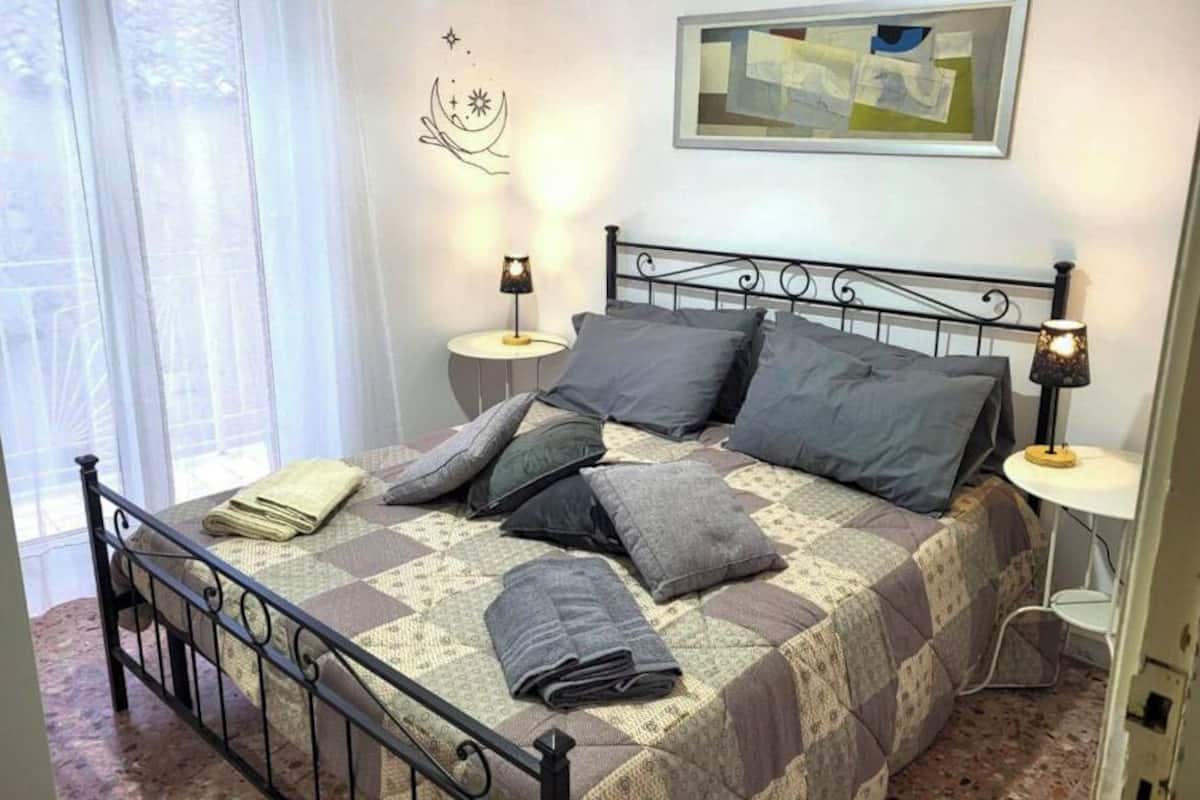 Double Room, Balcony, City View | Free WiFi