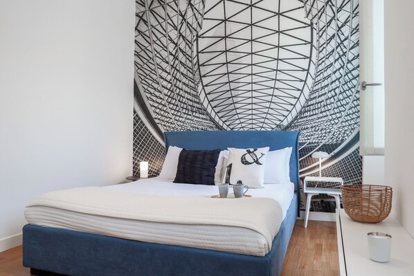 Apartment | Premium bedding, down duvets, iron/ironing board, cots/infant beds