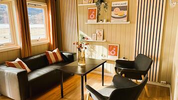 Cabaña Confort, Se admiten mascotas, vistas al lago | Interior