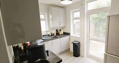 Harrow 2-Bed Deluxe Garden Flat • Free Parking • Near Queensbury Tube