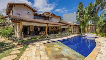 Casa, para fumantes | 5 quartos