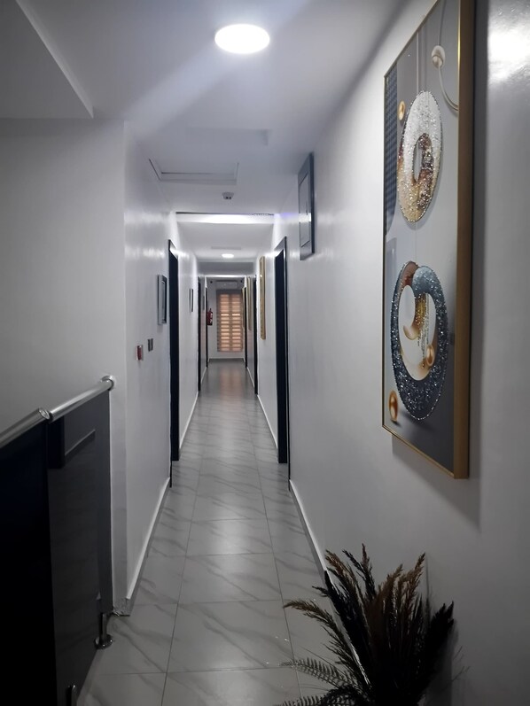 Hallway - Grand Churchill Luxury Hotel (Lagos)