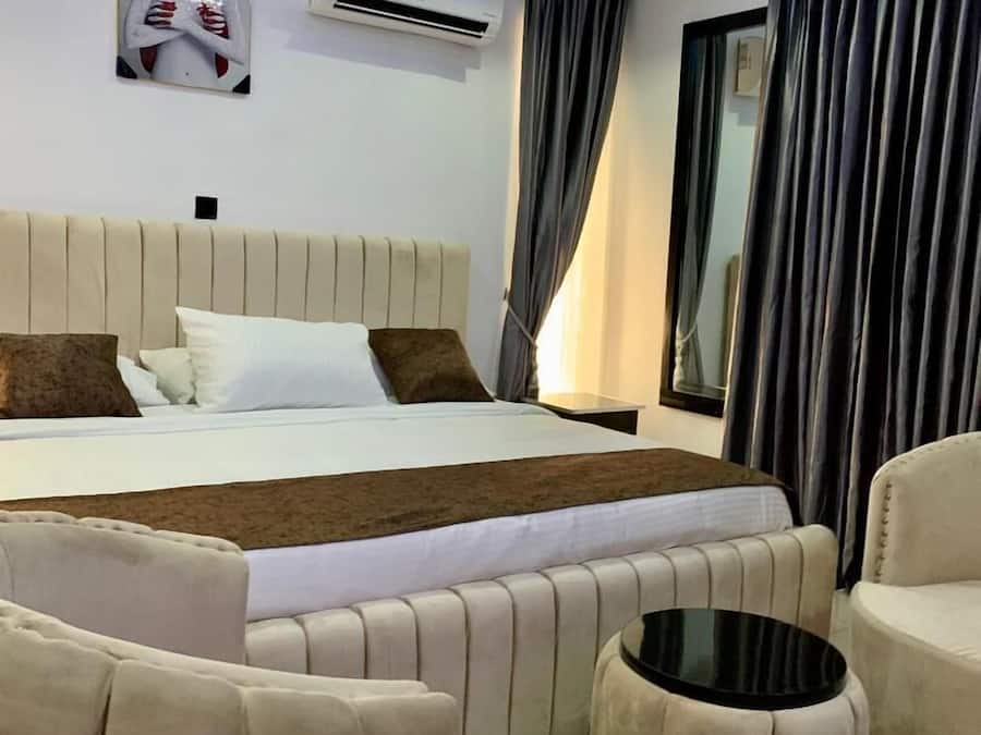 Royal-enkeltværelse | Arbejdsområde til bærbare computere, gratis Wi-Fi