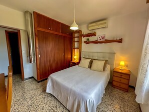 WiFi, bed sheets - Country House 'Vinya Del Mar' with Sea View, Private Terrace and Wi-Fi (Deià)