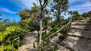 Jardines del alojamiento