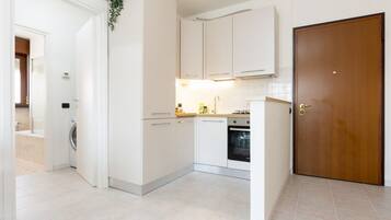 Mikrowelle, Toaster, Eiswürfelbereiter