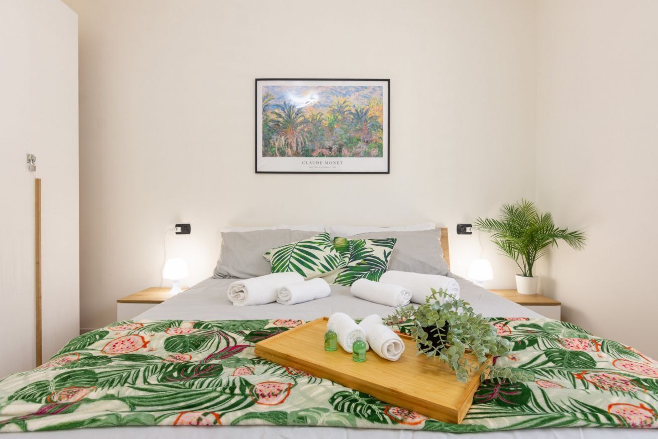 2 bedrooms, iron/ironing board