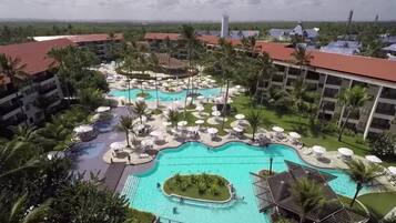 Apartment | Kolam renang | 2 kolam renang terbuka