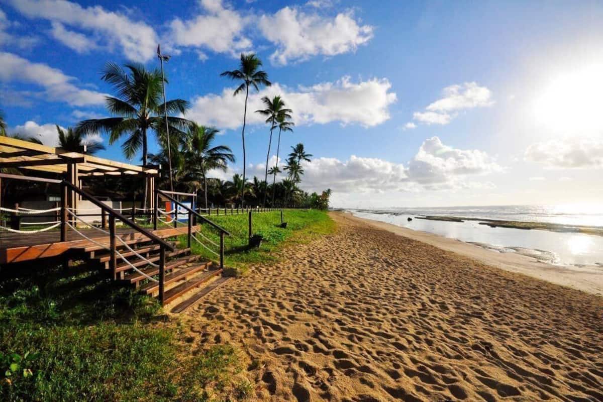 Apartment | Beach | On the beach, white sand, beach umbrellas