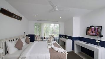 Premium Double Room, Private Bathroom, Beachfront | Laptop workspace, WiFi (free)