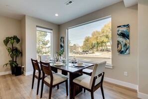 Apartment (3 Bedrooms) | Interior - Ski Resorts & SLC Fun! Brand New Millcreek Home (Salt Lake City)