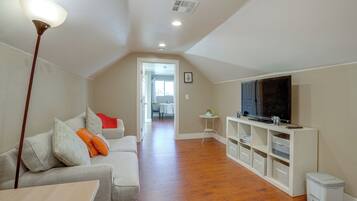 Apartment (1 Bedroom) | Front of property