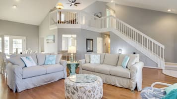 House (3 Bedrooms) | Front of property